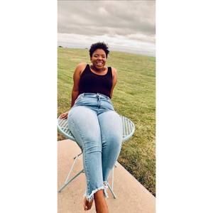 Meet your Posher, Gabrielle